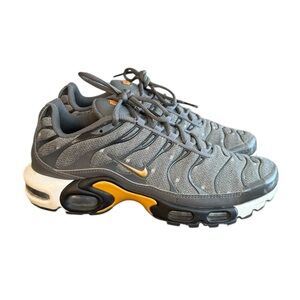 Nike Air Max Plus SE Sneakers with Tuned Air Technology Men’s Size 8